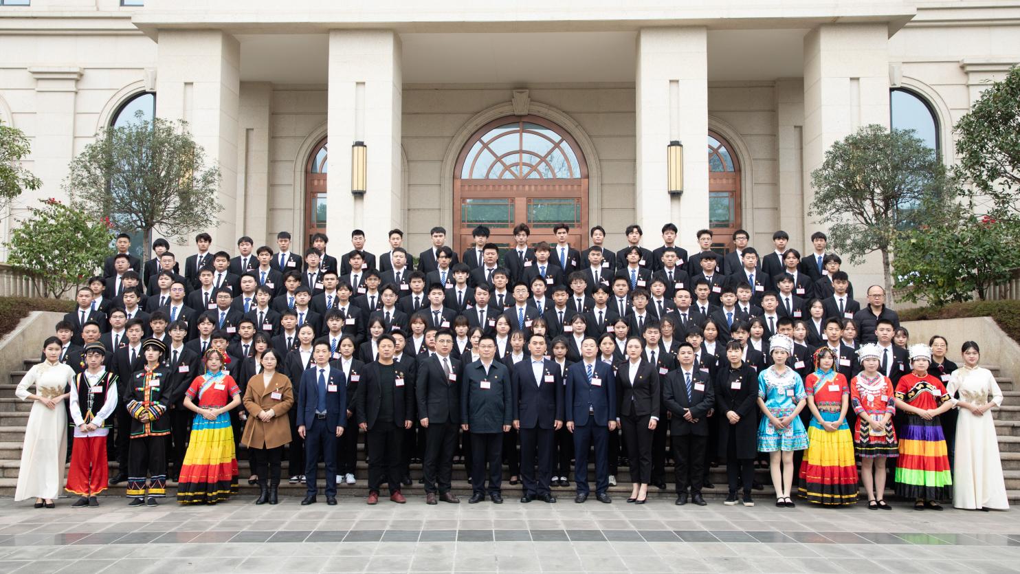 18e5ee3c31b95b079d3533353f4cdd1