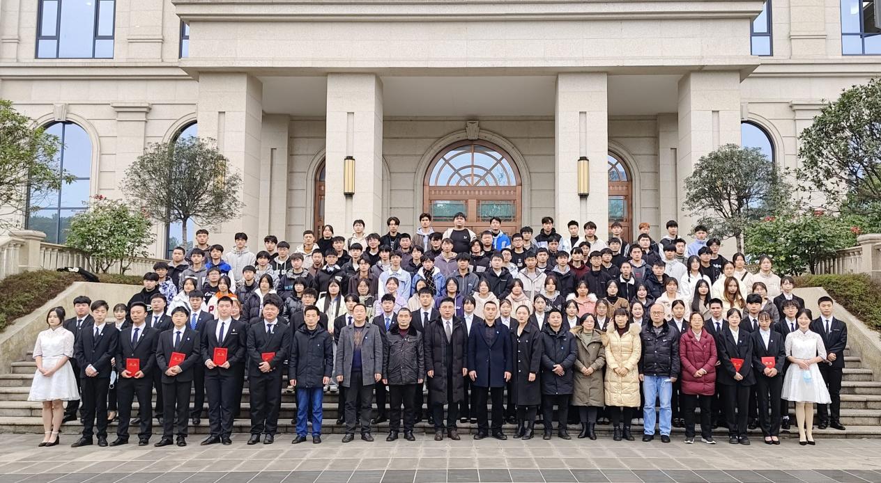 7616bcda0a2d49fa93c87c217ad2231