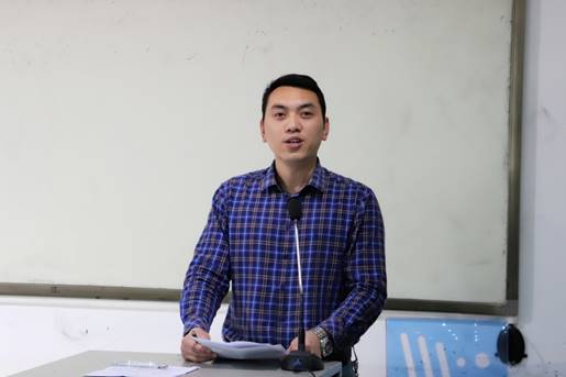 说明:E:\柳\团委文档\青马工程\2018-2019学年度\2018-2019下期\第三期青马班\1开班典礼\开班典礼照片20190411\IMG_8632_副本.jpg