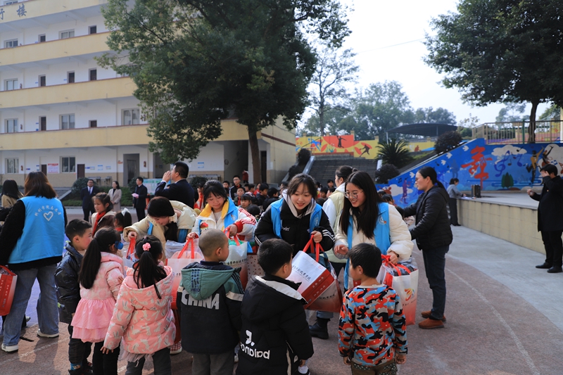 IMG_1240.jpg IMG_1240.jpg