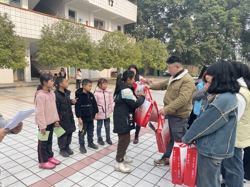 4d274de5fb803b191e165e0ecb2a1d8.jpg 4d274de5fb803b191e165e0ecb2a1d8.jpg