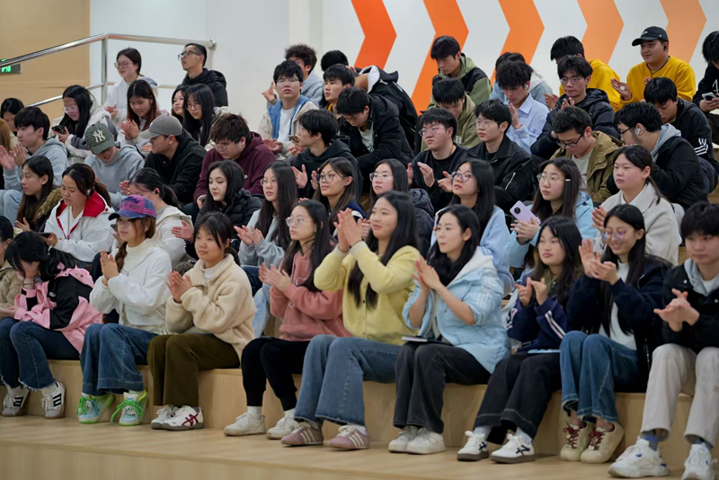 24796b85e792a3151ca4019730b6b35c.png 24796b85e792a3151ca4019730b6b35c.png