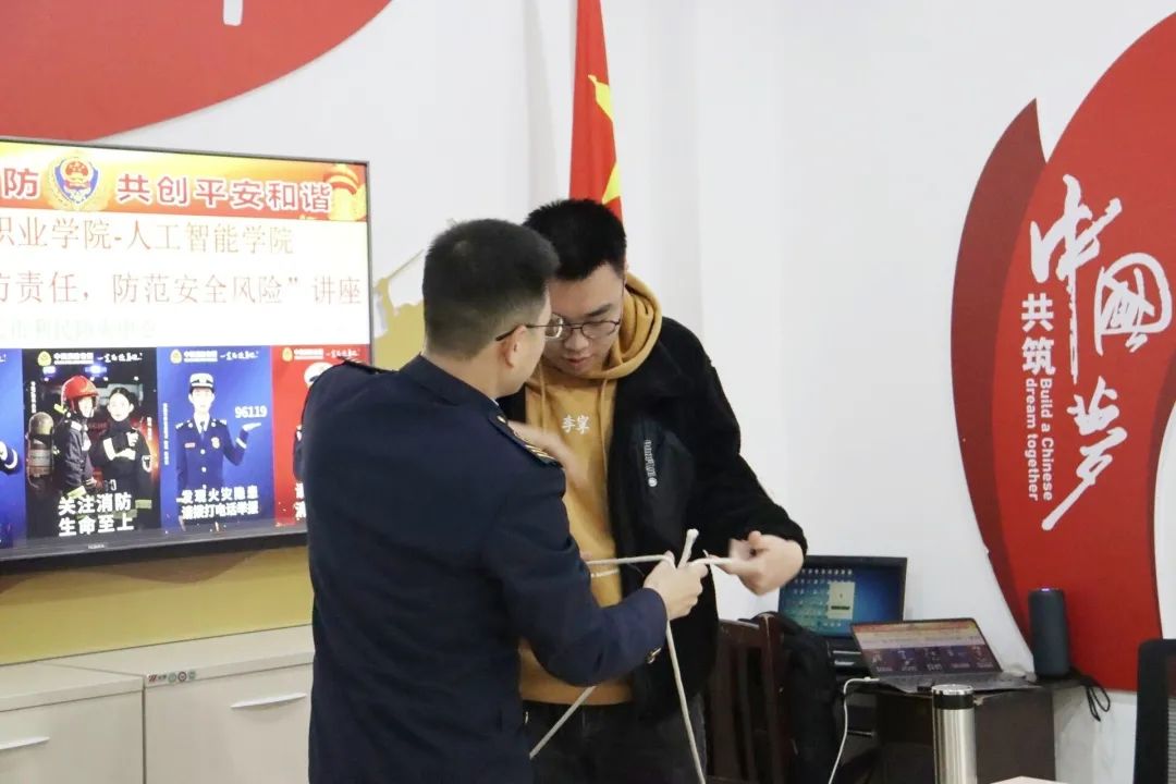 图片 3 图片 3