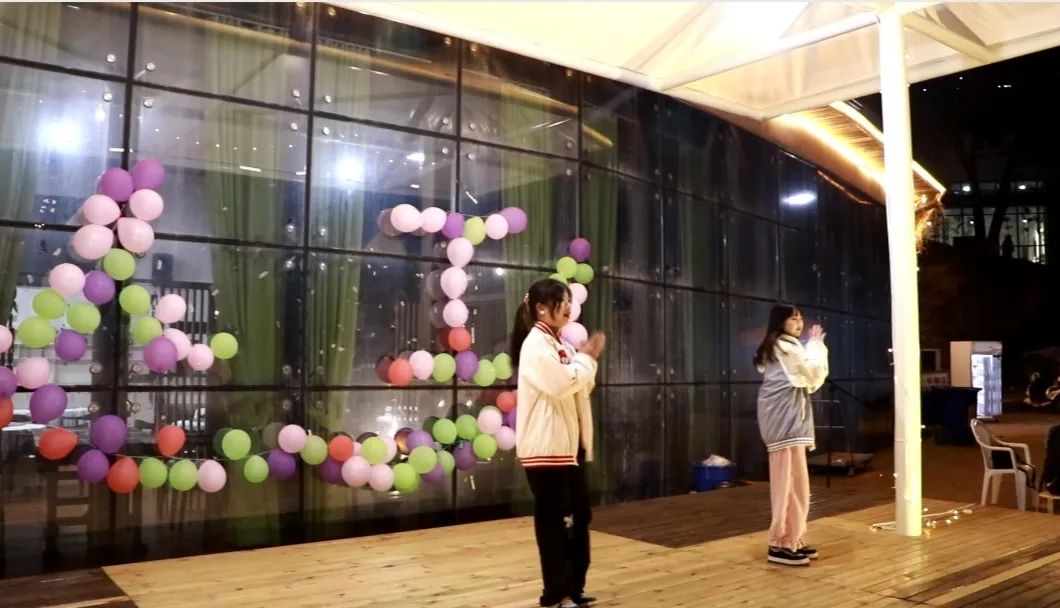 图片 4 图片 4