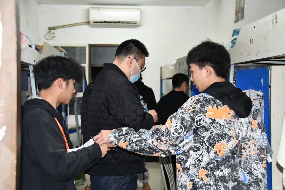 图片 图片