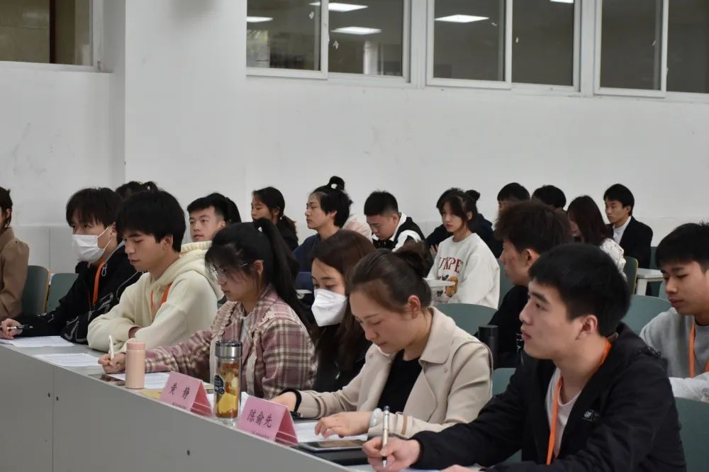 图片 1 图片 1