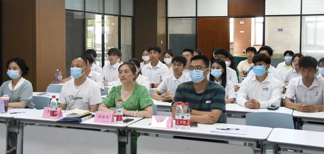 图片 8 图片 8