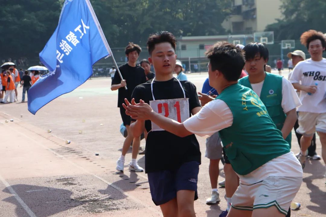 783bb19505946efc1d9cde3ace30eba8.jpg