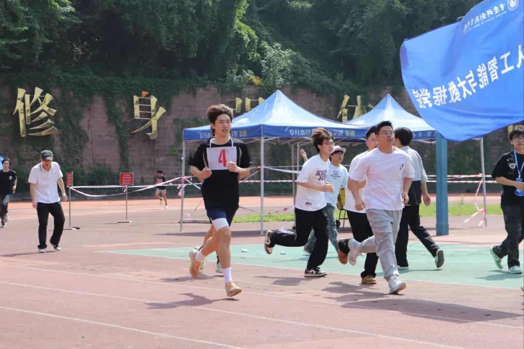 62c841fc6fd5a3bf73fadef3140bcaf3.jpg