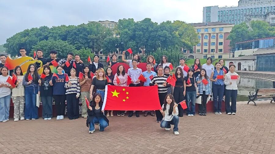 c8d3b6a8ec7b25b4118def54ad1ac54f.jpg c8d3b6a8ec7b25b4118def54ad1ac54f.jpg