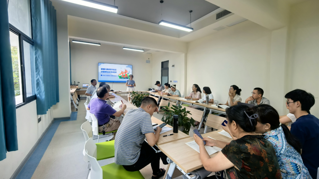 8f8bdba5a901db19feae938613f72e6f.png 8f8bdba5a901db19feae938613f72e6f.png