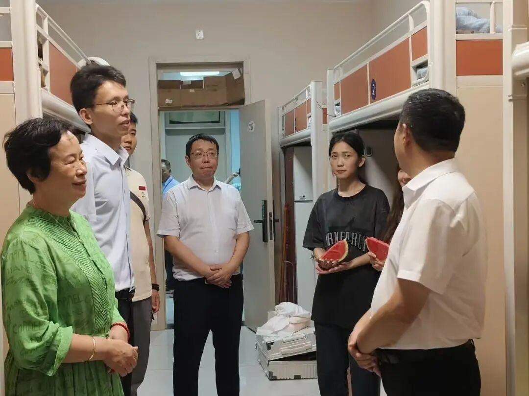 01ba10aa3c14c208426ea0893e220135.jpg 01ba10aa3c14c208426ea0893e220135.jpg