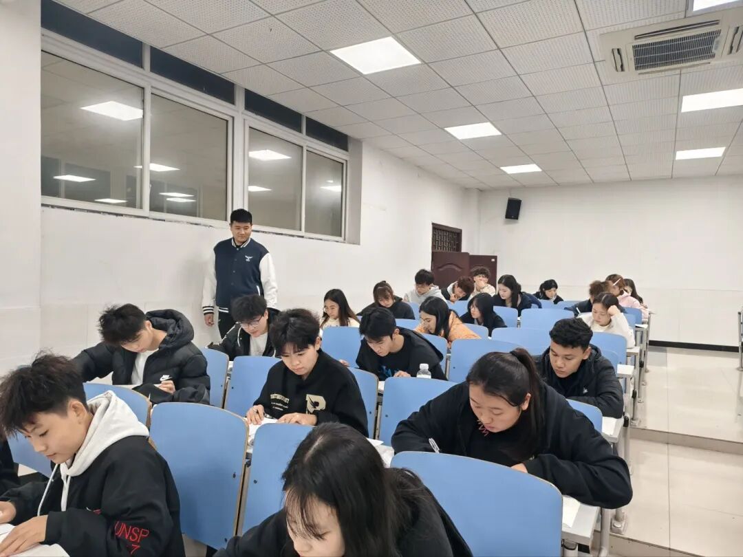 cdcb9b11aca3cdfe7fb00eefc29ac5ac.jpg cdcb9b11aca3cdfe7fb00eefc29ac5ac.jpg