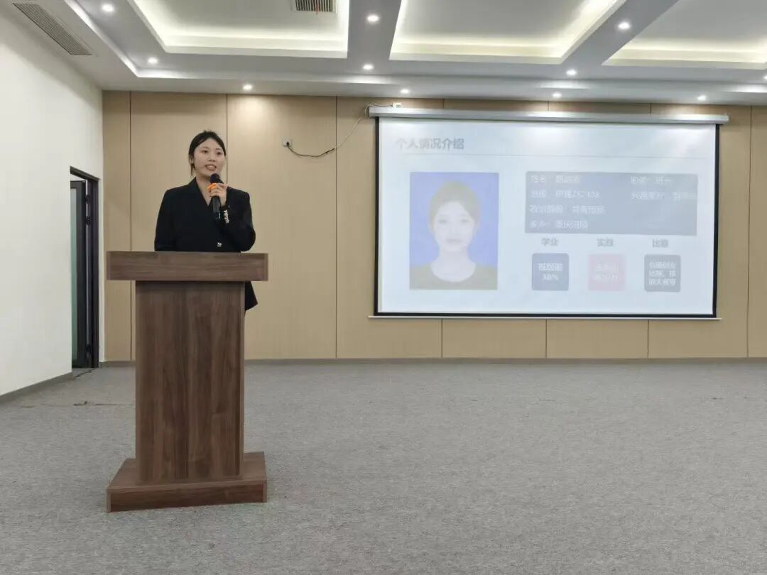 4fa6f1252c40f5de491a0e9fb30dd81f.jpg 4fa6f1252c40f5de491a0e9fb30dd81f.jpg