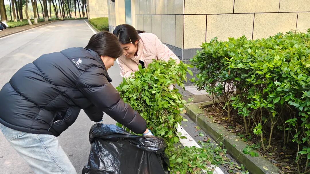 48374f6534b0706cd9e94182cd81772f.jpg 48374f6534b0706cd9e94182cd81772f.jpg