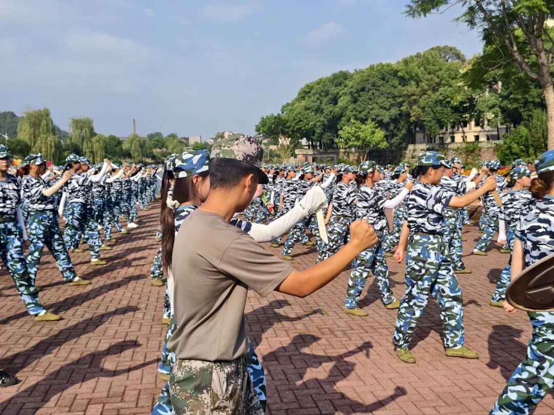 755f64b43deda146719b82497e2cbbec.jpg 755f64b43deda146719b82497e2cbbec.jpg