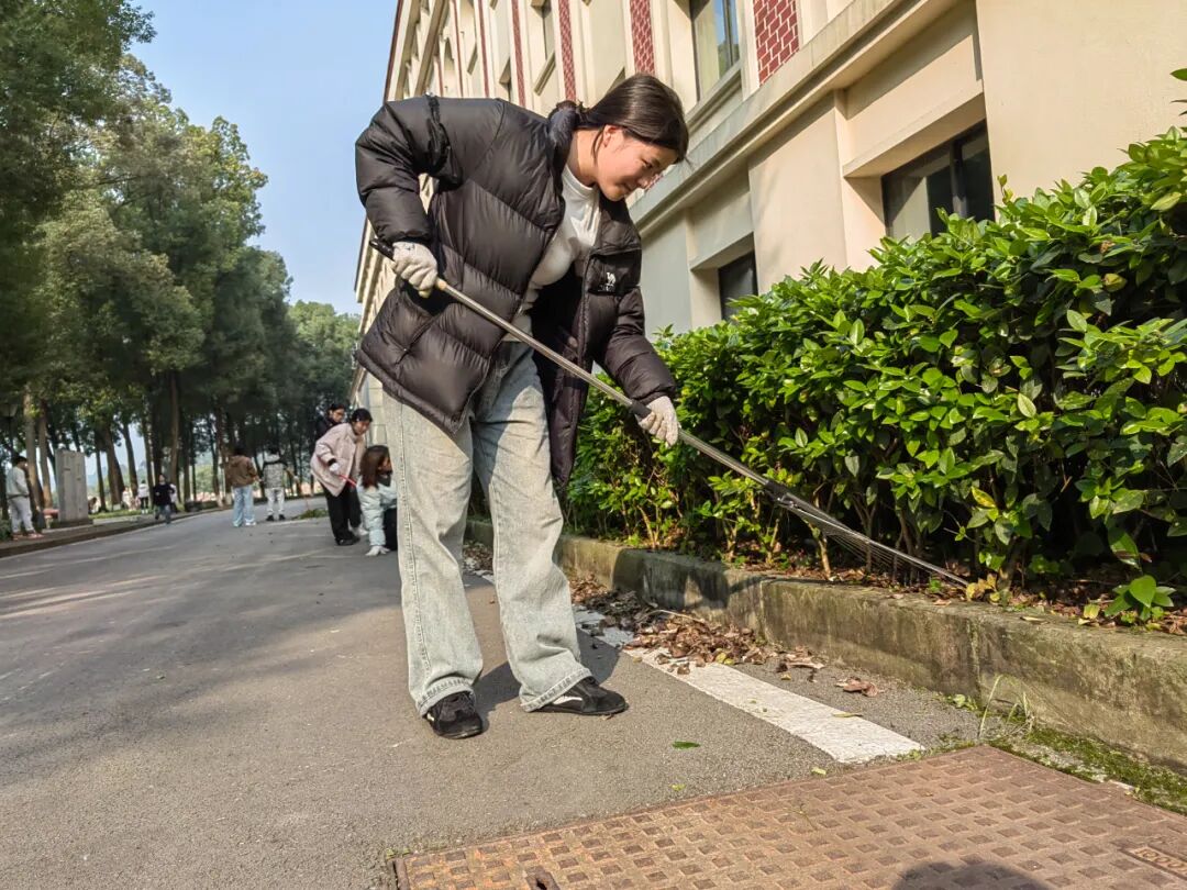 1c145b53055484f029f263f5e5a48a76.jpg 1c145b53055484f029f263f5e5a48a76.jpg