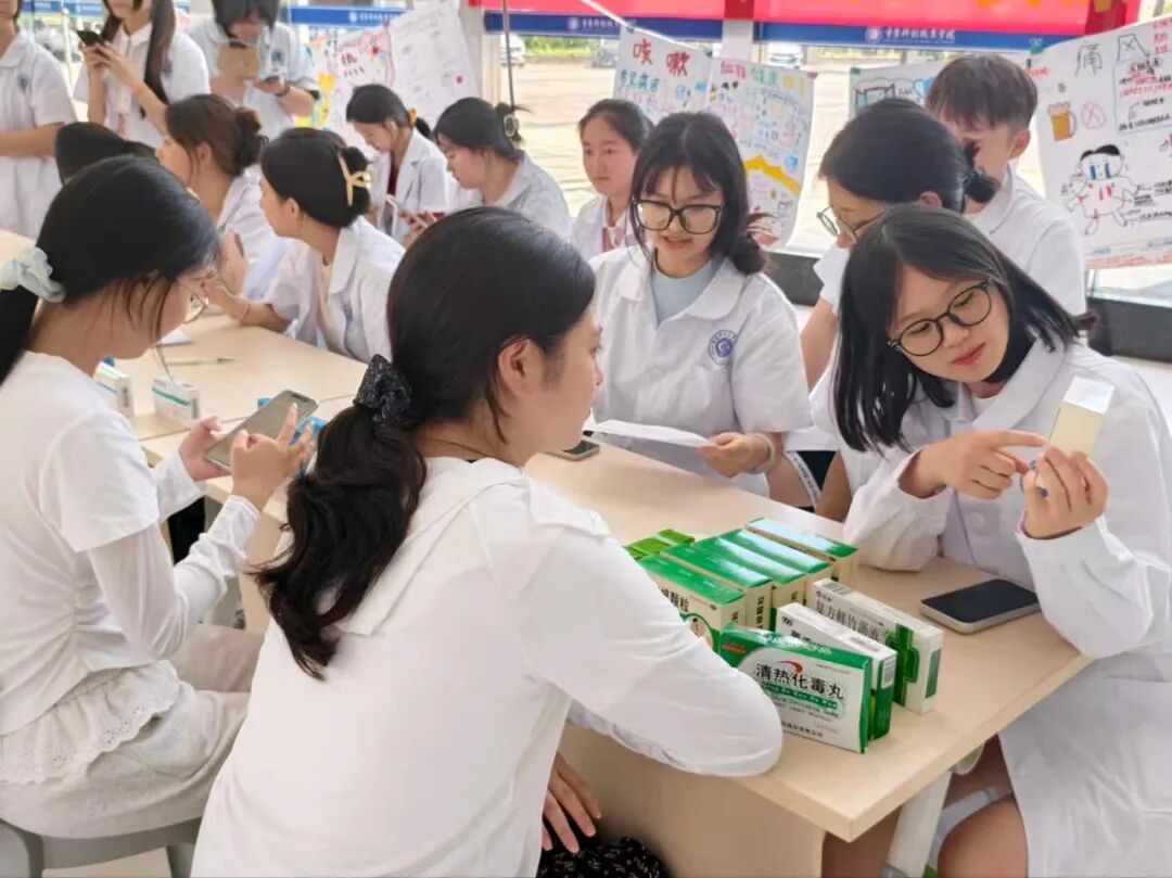 5d8317eb473f8d435e1f794e582e04df.jpg